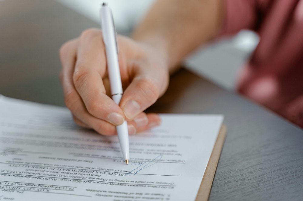 Remote property purchase in Warsaw — signing and document coordination for international buyers