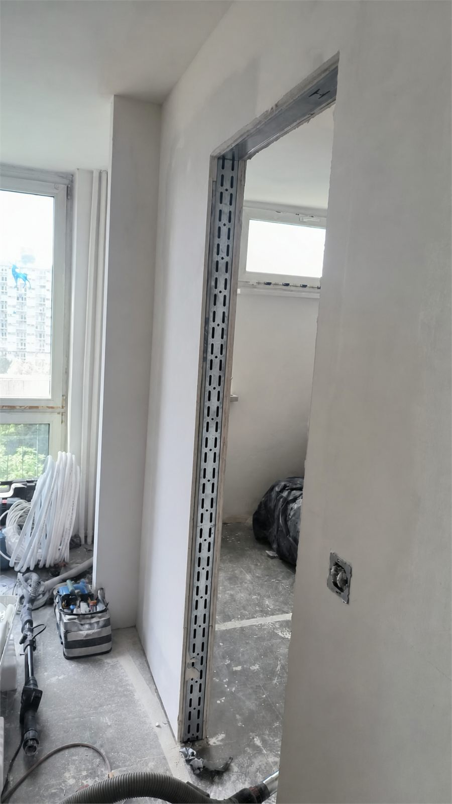 Graniczna Street apartment before renovation (4 of 9)