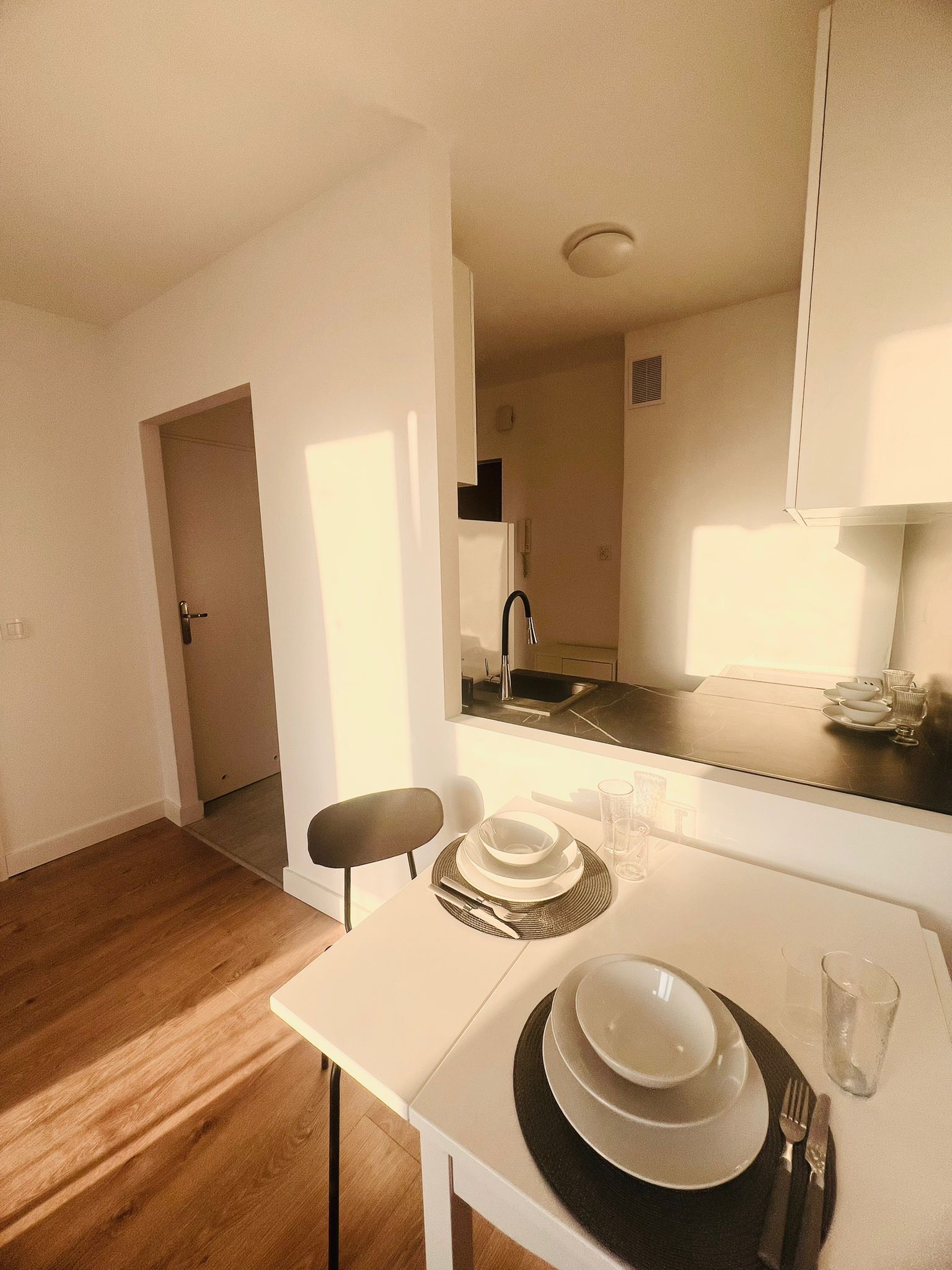 Graniczna Street apartment after renovation (3 of 12)
