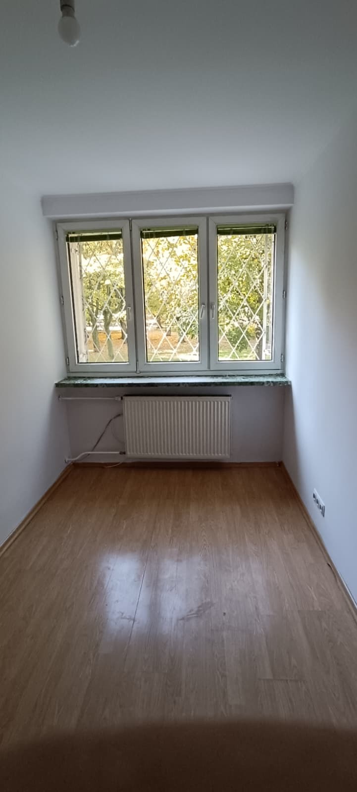 Photo from the Aleja Niepodległości apartment before renovation (6 of 10)
