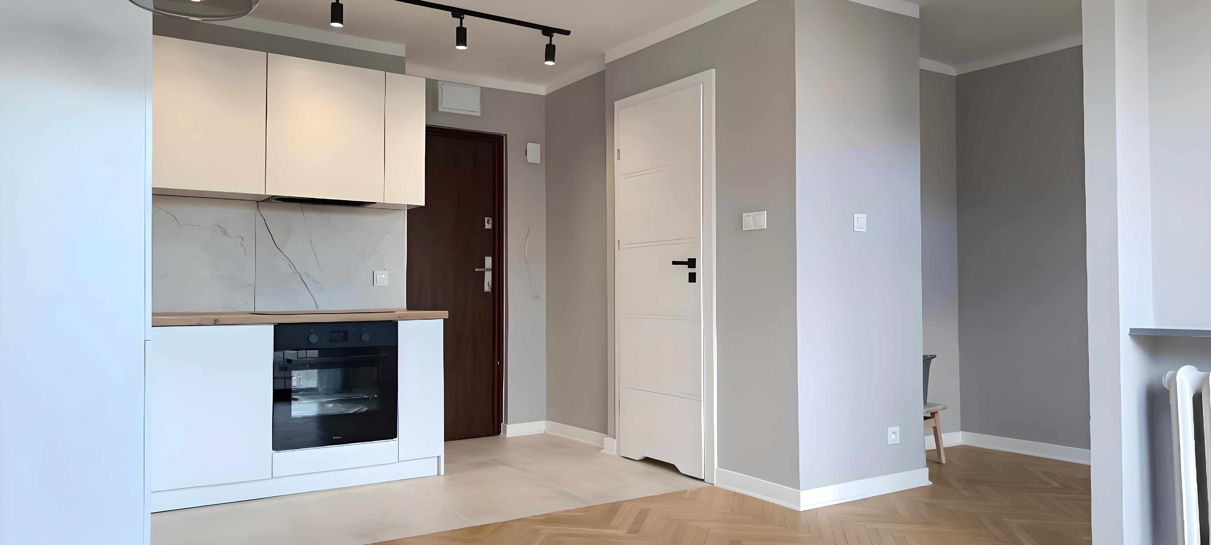 Photo from the Chłodna Street apartment after renovation (2 of 8)