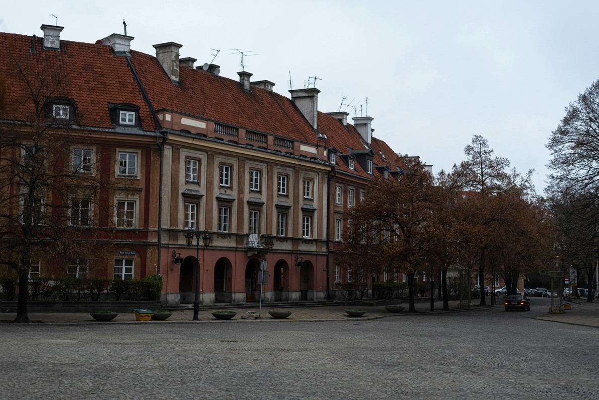 Warsaw apartment — handover-ready