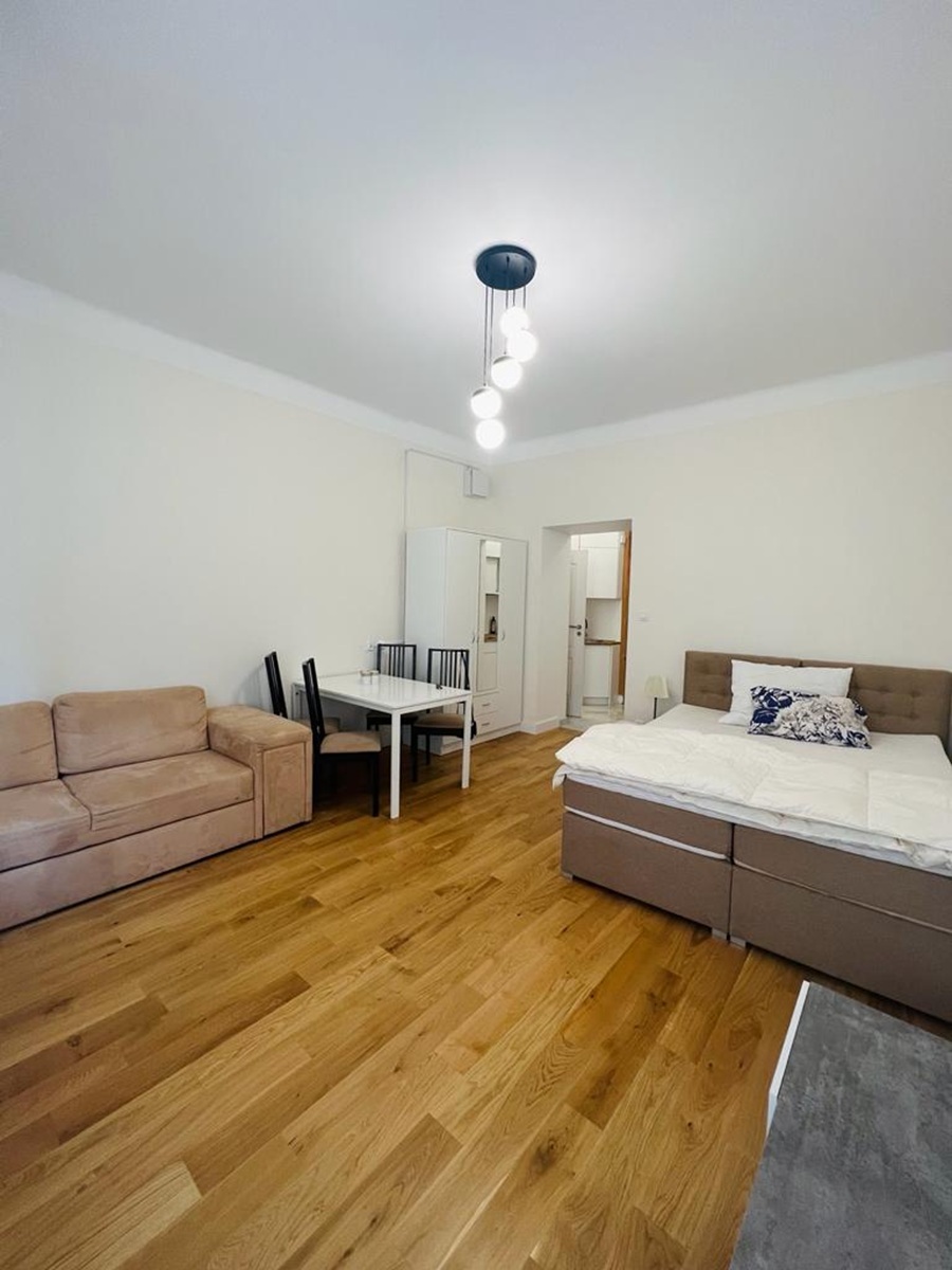 Fully furnished studio apartment on Aleje Jerozolimskie, Ochota, Warsaw
