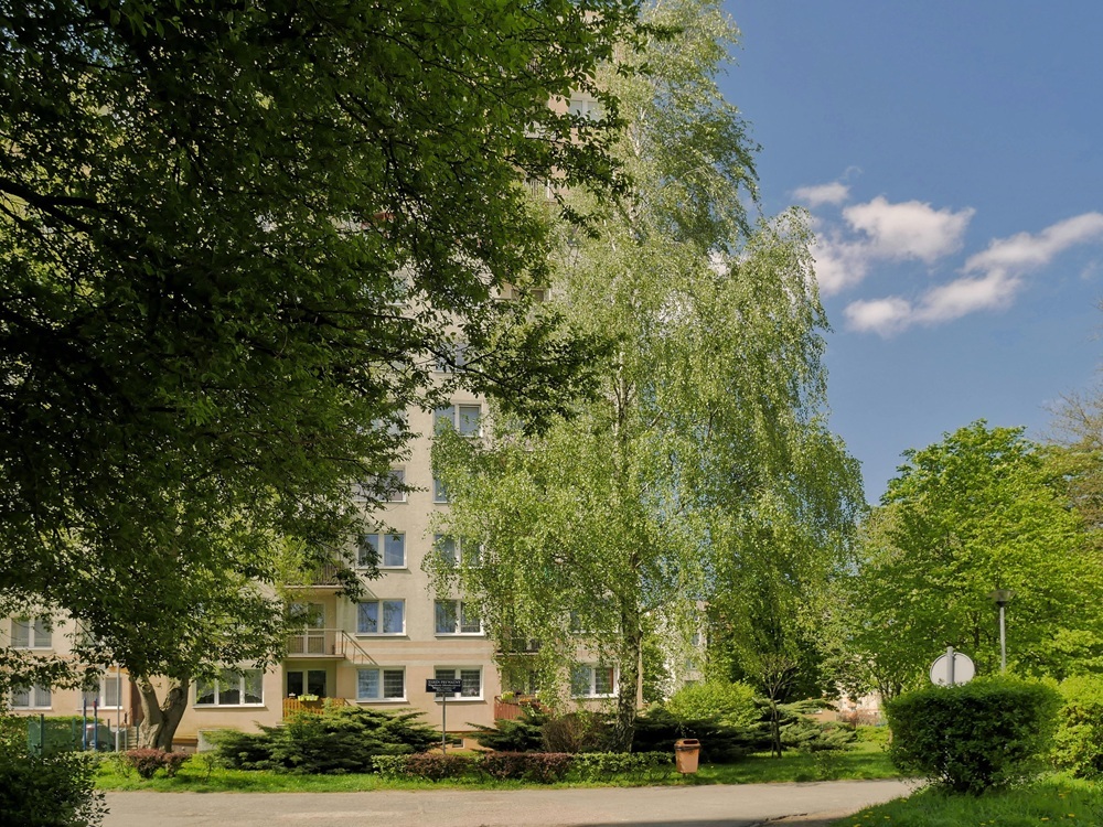 Żoliborz Warsaw — leafy established residential district, M1 metro, prewar architecture